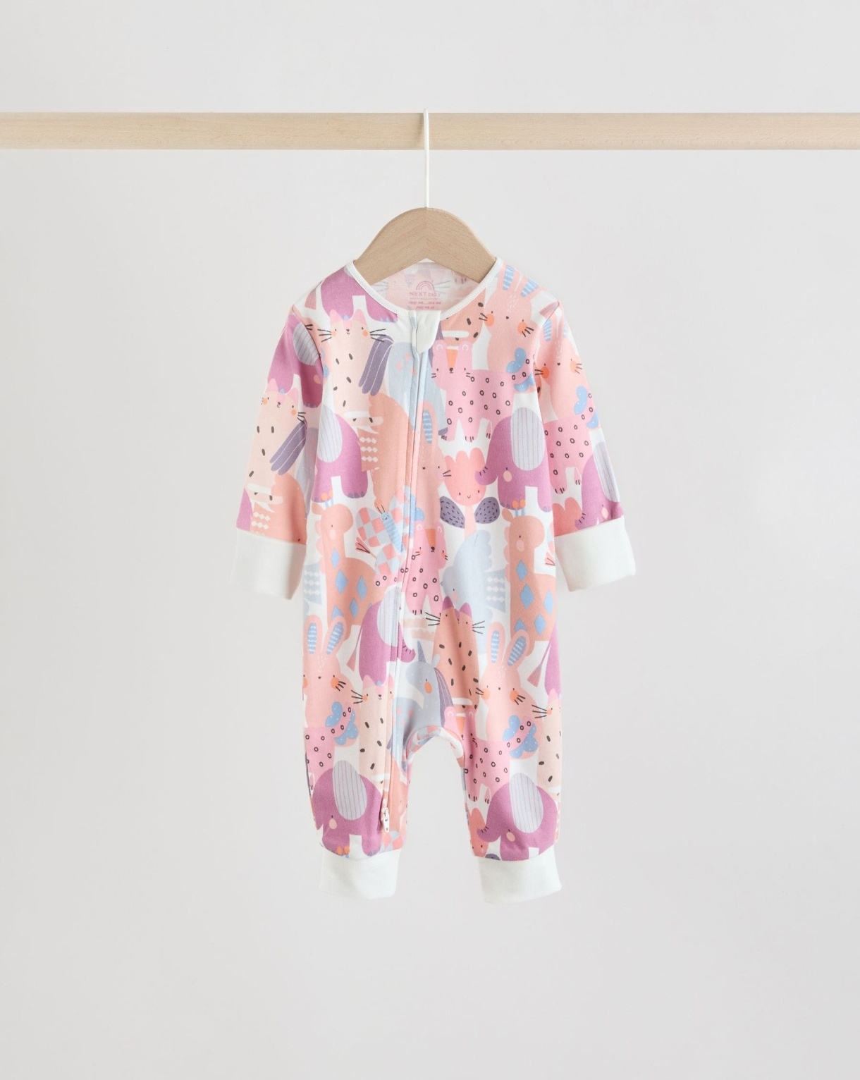 Screenshot_۲۰۲۵-۱۲-۰۹-۱۳-۵۵-۳۰-۳۶۰_uk.co.next.android