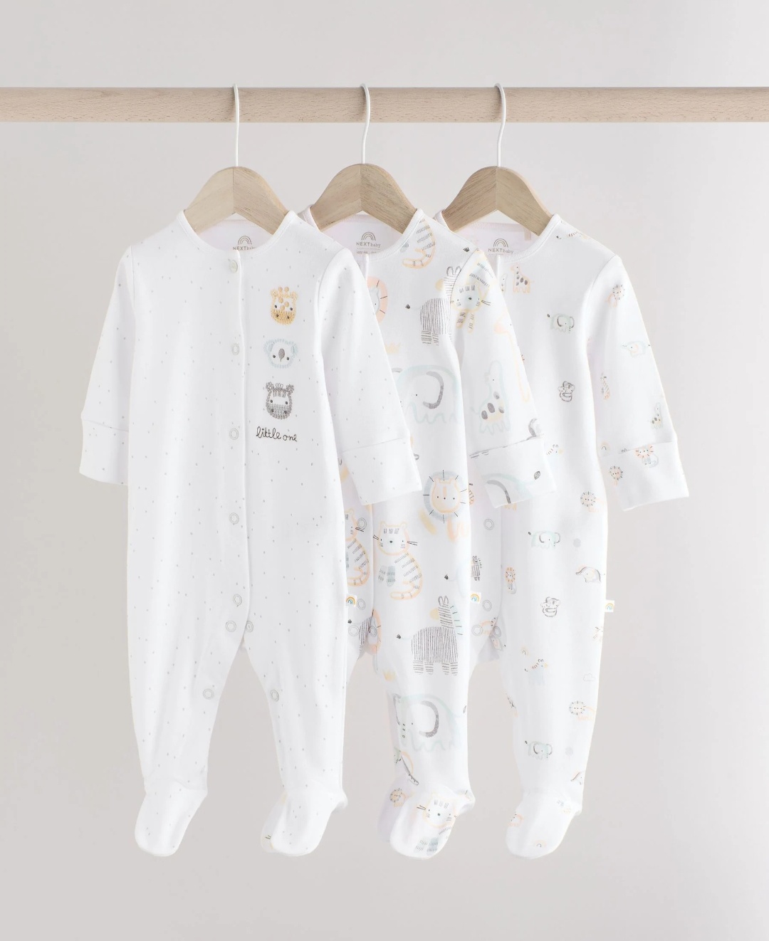 1748777121042_۰۳۲۵۲۲ کالکشن سرهمی جورابدار (۰تا۳ ماه) Next - تصویر 1