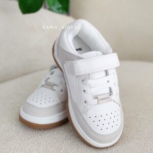 آ..کفش سایز ۲۴ Riverisland