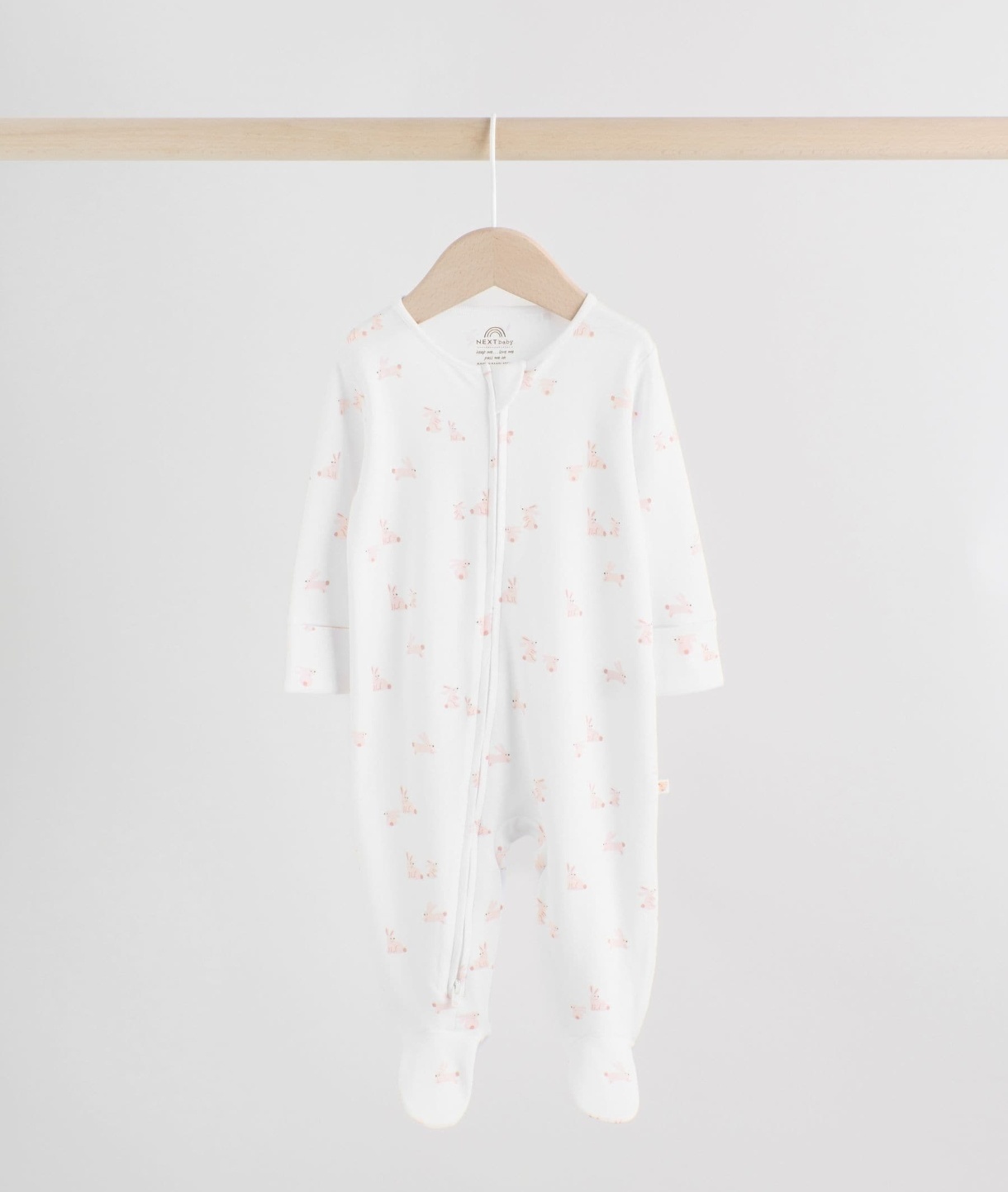 Screenshot_۲۰۲۵-۱۱-۰۸-۰۰-۵۹-۰۱-۸۳۷_uk.co.next.android (1) نیوکالکشن سرهمی ۰تا۳ ماه Next - تصویر 1